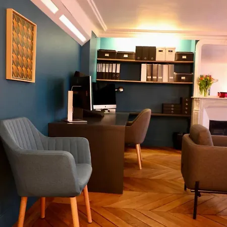 74m2 In The Center Of * Parigi