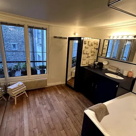 74m2 In The Center Of Appartamento